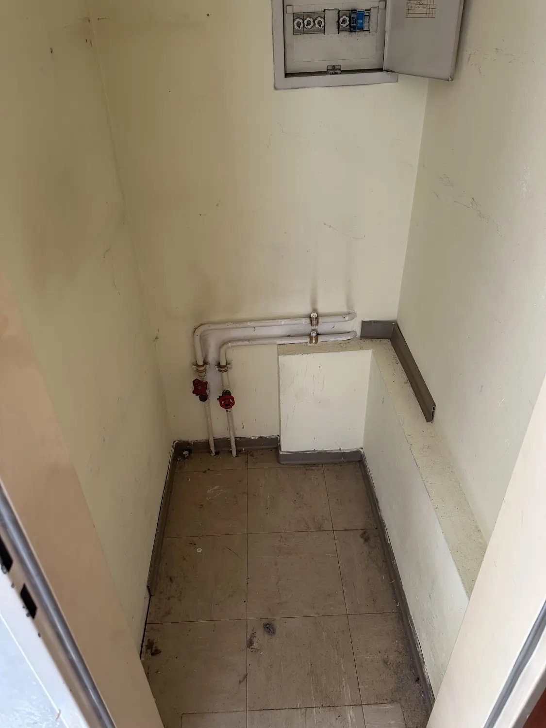 Asbestsanierung Ratingen, Facility Services Ratingen, Sanierung, Reinigung, Handwerk, Immobilien